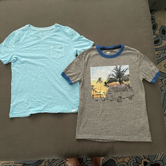 2 Kids short-sleeve T-shirts from Gap Brands - Picture 2 of 9